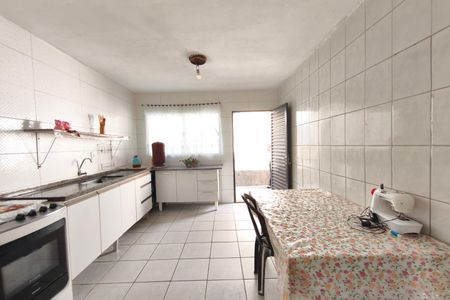 Casa para alugar com 180m², 3 quartos e 1 vaga Casa para alugar com 180m², 3 quartos e 1 vagaCozinha