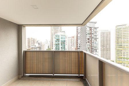 Apartamento à venda com 61m², 1 quarto e 1 vaga Apartamento à venda com 61m², 1 quarto e 1 vagaVaranda