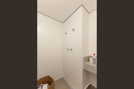 Apartamento à venda com 61m², 1 quarto e 1 vaga Apartamento à venda com 61m², 1 quarto e 1 vagaBanheiro