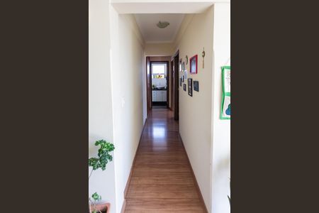 Corredor dos Quartos de apartamento à venda com 2 quartos, 70m² em Vila Nova, Campinas