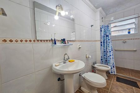 Apartamento para alugar com 114m², 2 quartos e 1 vaga Apartamento para alugar com 114m², 2 quartos e 1 vagaBanheiro social