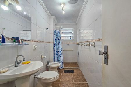 Apartamento para alugar com 114m², 2 quartos e 1 vaga Apartamento para alugar com 114m², 2 quartos e 1 vagaBanheiro social
