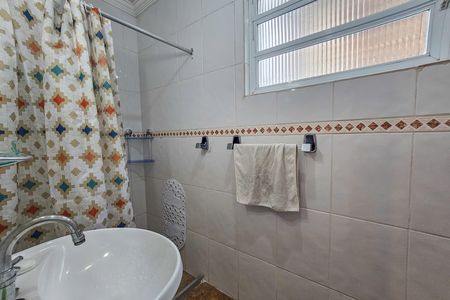 Apartamento para alugar com 114m², 2 quartos e 1 vaga Apartamento para alugar com 114m², 2 quartos e 1 vagaBanheiro social