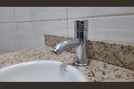 Apartamento para alugar com 72m², 2 quartos e 2 vagas Apartamento para alugar com 72m², 2 quartos e 2 vagasBanheiro Quarto 1 suíte
