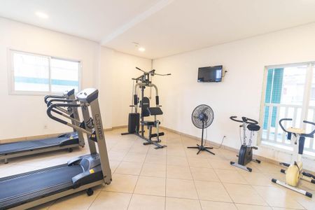 Apartamento para alugar com 72m², 2 quartos e 2 vagas Apartamento para alugar com 72m², 2 quartos e 2 vagasÁrea comum - Academia