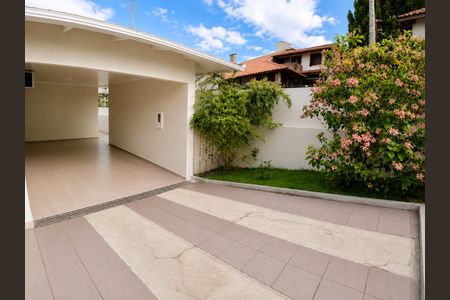 Casa para alugar com 180m², 3 quartos e 1 vaga Casa para alugar com 180m², 3 quartos e 1 vagaÁrea externa