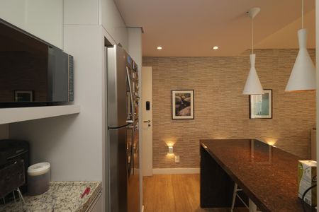 Cozinha de apartamento à venda com 1 quarto, 70m² em Vila Mariana, São Paulo