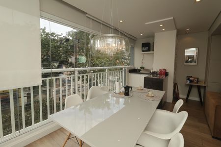 Apartamento à venda com 70m², 1 quarto e 2 vagasSala