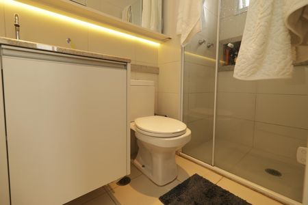 Apartamento à venda com 70m², 1 quarto e 2 vagasBanheiro da Suíte