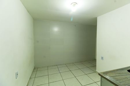 Sala/Quarto de kitnet/studio para alugar com 1 quarto, 12m² em Quarta Parada, São Paulo