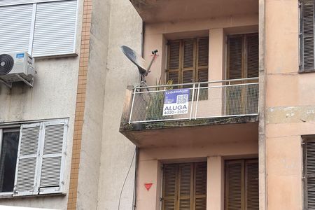 Apartamento para alugar com 55m², 3 quartos e sem vaga Apartamento para alugar com 55m², 3 quartos e sem vagaPlaca
