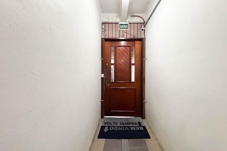 Apartamento para alugar com 55m², 3 quartos e sem vaga Apartamento para alugar com 55m², 3 quartos e sem vagaEntrada