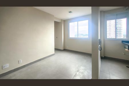 Sala de apartamento para alugar com 2 quartos, 39m² em Socorro, São Paulo