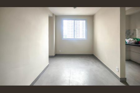 Sala de apartamento para alugar com 2 quartos, 39m² em Socorro, São Paulo