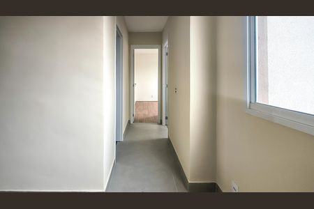 Corredor de apartamento para alugar com 2 quartos, 39m² em Socorro, São Paulo