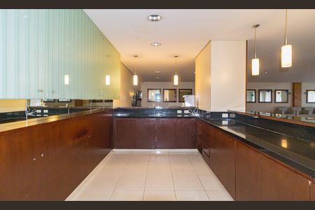 Apartamento à venda com 148m², 4 quartos e 2 vagas Apartamento à venda com 148m², 4 quartos e 2 vagasSalão de Festas