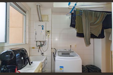 Apartamento à venda com 148m², 4 quartos e 2 vagas Apartamento à venda com 148m², 4 quartos e 2 vagasÁrea de Serviço