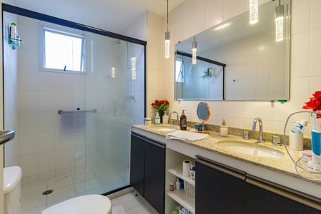 Apartamento à venda com 148m², 4 quartos e 2 vagas Apartamento à venda com 148m², 4 quartos e 2 vagasBanheiro - Suíte 2