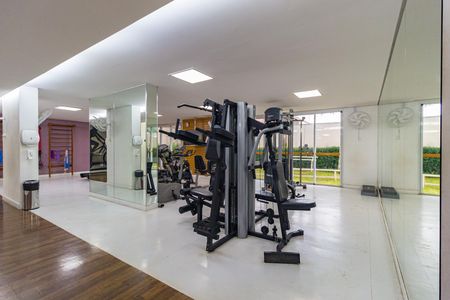 Apartamento à venda com 148m², 4 quartos e 2 vagas Apartamento à venda com 148m², 4 quartos e 2 vagasAcademia