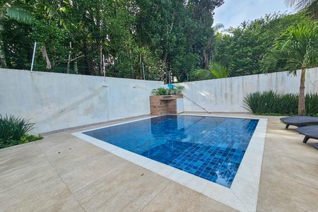 Casa de condomínio para alugar com 450m², 4 quartos e 2 vagas