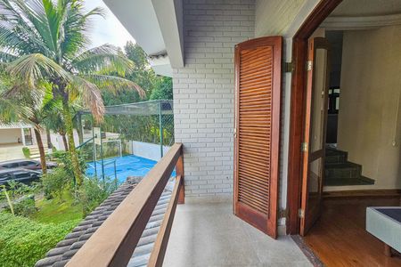 Casa de condomínio para alugar com 450m², 4 quartos e 2 vagas