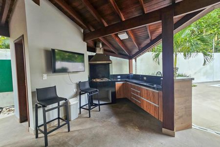 Casa de condomínio para alugar com 450m², 4 quartos e 2 vagas