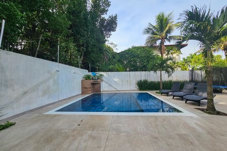 Casa de condomínio para alugar com 450m², 4 quartos e 2 vagas