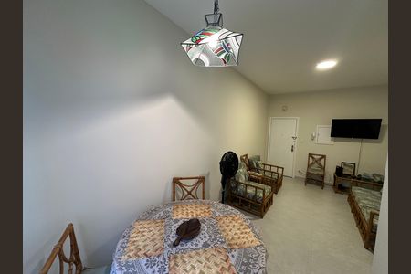 Sala de apartamento para alugar com 1 quarto, 47m² em Itararé, São Vicente