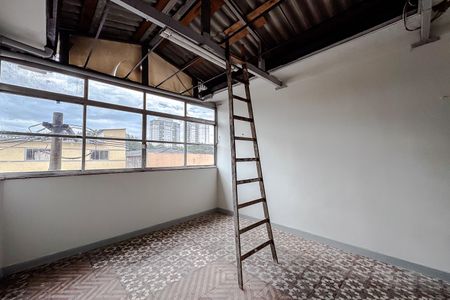 Casa para alugar com 90m², 1 quarto e sem vagaVaranda