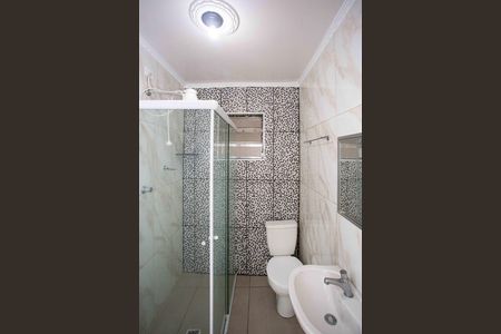 Banheiro de casa para alugar com 1 quarto, 32m² em Centro, Diadema