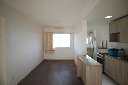 Sala de apartamento para alugar com 2 quartos, 50m² em Humaitá, Porto Alegre