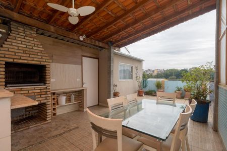 Casa para alugar com 350m², 8 quartos e 3 vagas Casa para alugar com 350m², 8 quartos e 3 vagasTerraço - churrasqueira