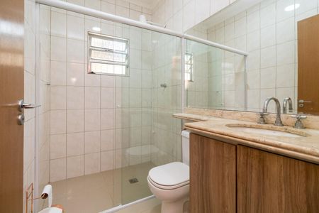 Casa para alugar com 350m², 8 quartos e 3 vagas Casa para alugar com 350m², 8 quartos e 3 vagasBanheiro Social