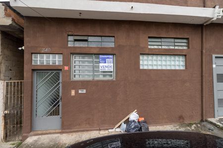 Casa para alugar com 350m², 8 quartos e 3 vagas Casa para alugar com 350m², 8 quartos e 3 vagasFachada