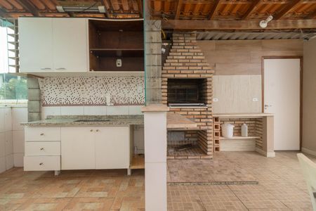 Casa para alugar com 350m², 8 quartos e 3 vagas Casa para alugar com 350m², 8 quartos e 3 vagasTerraço - cozinha/churrasqueira