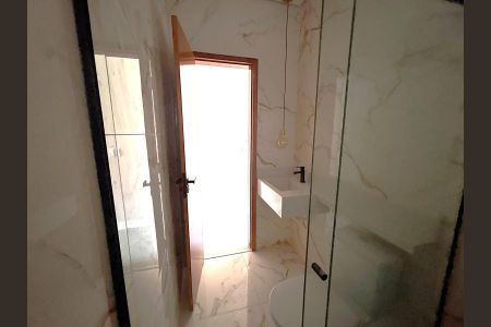 Casa para alugar com 90m², 3 quartos e 2 vagas Casa para alugar com 90m², 3 quartos e 2 vagasBanheiro