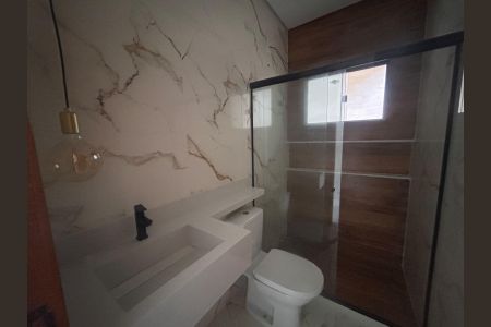 Casa para alugar com 90m², 3 quartos e 2 vagas Casa para alugar com 90m², 3 quartos e 2 vagasBanheiro