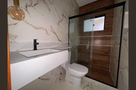 Casa para alugar com 90m², 3 quartos e 2 vagas Casa para alugar com 90m², 3 quartos e 2 vagasBanheiro