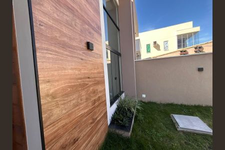 Casa para alugar com 90m², 3 quartos e 2 vagas Casa para alugar com 90m², 3 quartos e 2 vagasÁrea Externa