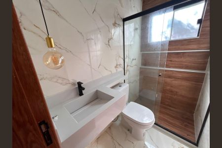 Casa para alugar com 90m², 3 quartos e 2 vagas Casa para alugar com 90m², 3 quartos e 2 vagasBanheiro