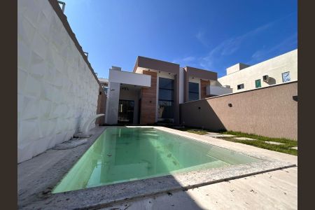 Casa para alugar com 90m², 3 quartos e 2 vagas Casa para alugar com 90m², 3 quartos e 2 vagasPiscina