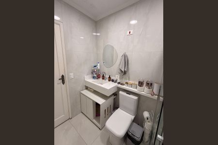 Apartamento à venda com 114m², 3 quartos e sem vagaBanheiro