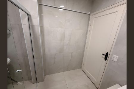 Apartamento à venda com 114m², 3 quartos e sem vagaBanheiro