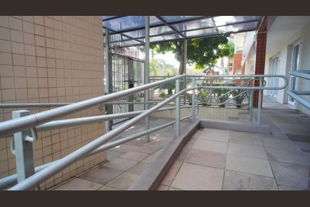 Apartamento à venda com 70m², 2 quartos e 1 vagaAcessibilidade 