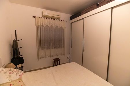 Casa à venda com 225m², 4 quartos e 2 vagasQuarto 4