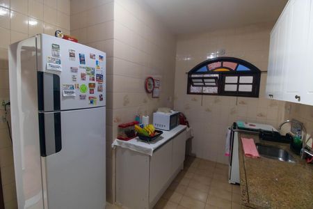 Casa à venda com 225m², 4 quartos e 2 vagasCozinha