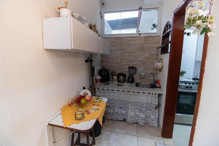 Casa à venda com 225m², 4 quartos e 2 vagasÁrea externa