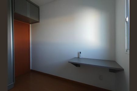 Apartamento para alugar com 60m², 3 quartos e 1 vagaQuarto