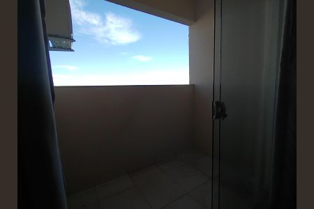 Cozinha/Área de serviço de apartamento para alugar com 3 quartos, 60m² em Jardim Holanda, Uberlândia