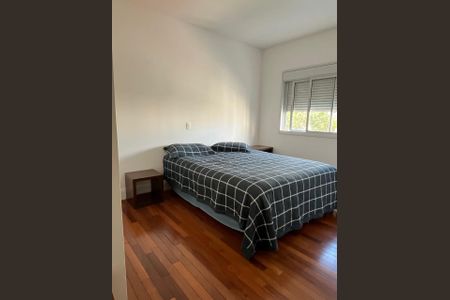 Apartamento à venda com 275m², 4 quartos e 4 vagas Apartamento à venda com 275m², 4 quartos e 4 vagasQuarto